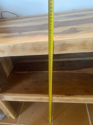 Mueble aparador estantería madera maciza.