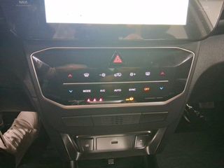 KGM Tívoli G15T LP Urban Plus GSR