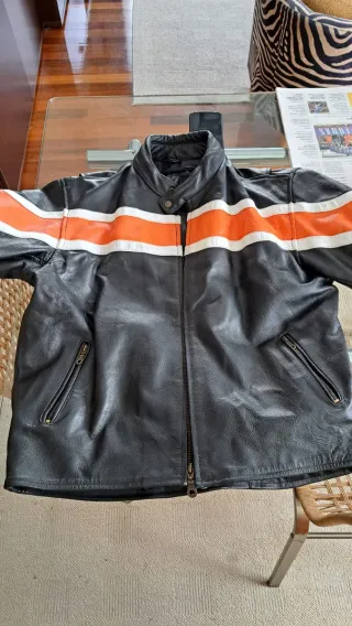 Chaqueta Moto Cuero tipo Harley Davidson