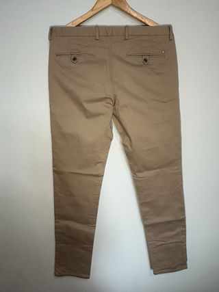 Pantalón Massimo Dutti Extra Fit Slim Beige