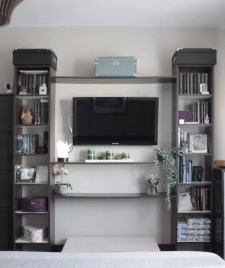 Estantería de madera