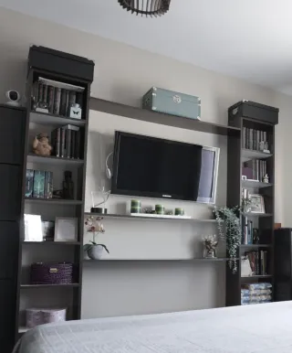 Estantería de madera