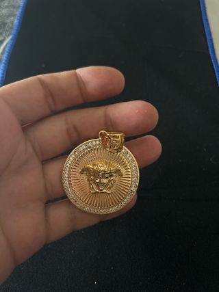 Colgante Medusa Oro Laminado 18k Acero Bañado