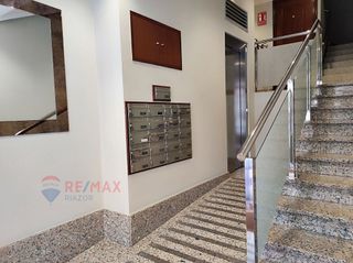 Oficina en alquiler en Cuatro Caminos - Plaza de la Cubela en Coruña (A)