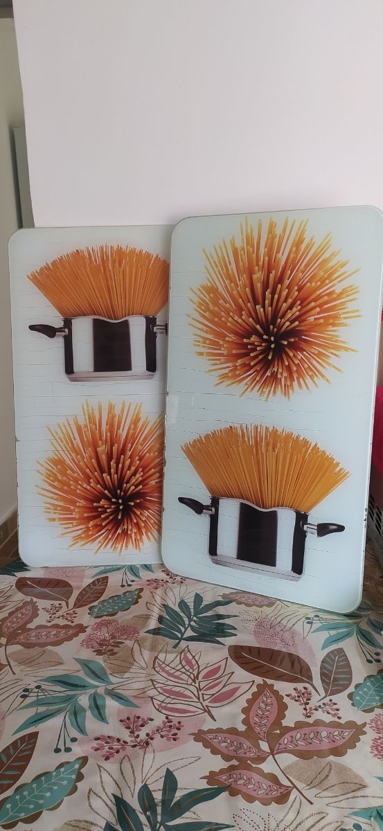 protector de cocina con diseño de espaguetis