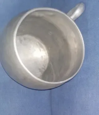 Olla vintage de aluminio