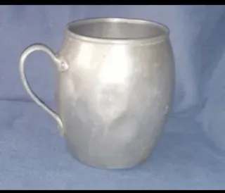 Olla vintage de aluminio