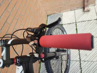 Bicicleta Montaña CUBE LTD RACE