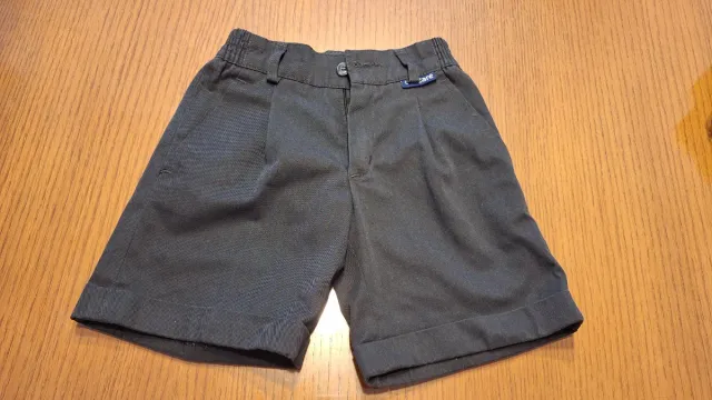 Pantalón corto uniforme Colegio Peñalar T2