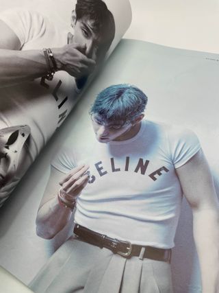 Revista W Korea BTS V Septiembre 2025