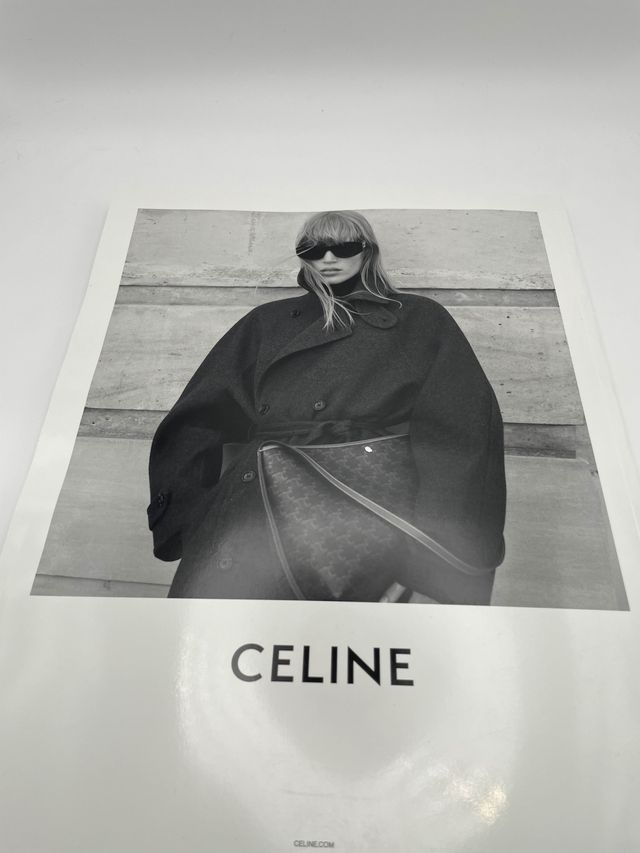 Revista W Korea BTS V Septiembre 2025