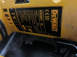 Taladro Percutor Dewalt D25601K 1250W