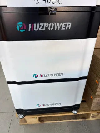 Inversor y Baterías Huzpower con 3 baterías a estr