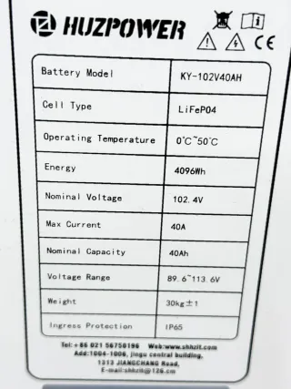 Inversor y Baterías Huzpower con 3 baterías a estr