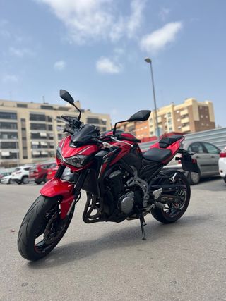 Kawasaki Z900 2019 Roja y negra
