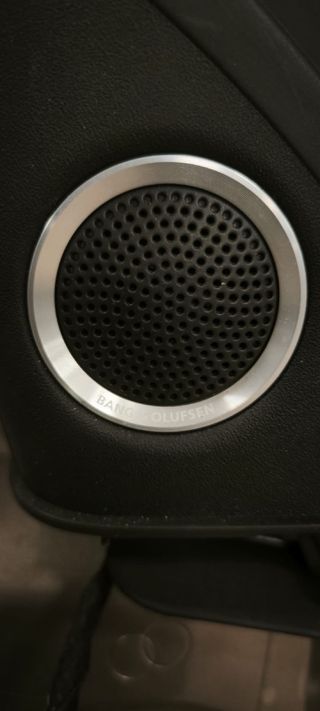 Altavoces B&O Audi A4 B8