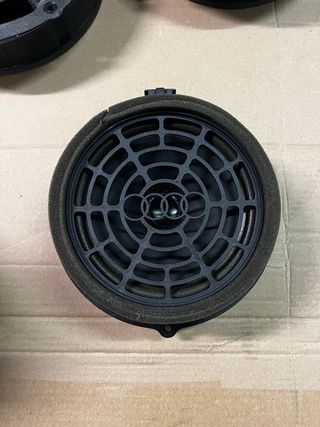 Altavoces B&O Audi A4 B8
