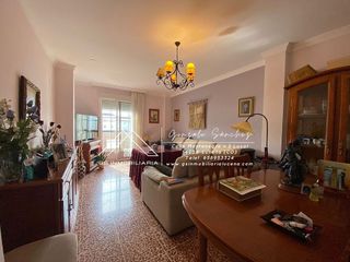Piso en venta en Lucena
