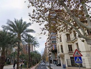 Oficina en venta en Ensanche - Diputación en Alicante