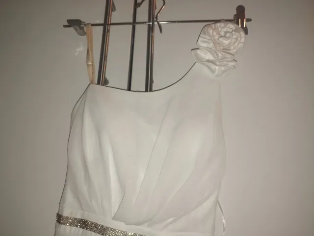 Abito elegante bianco