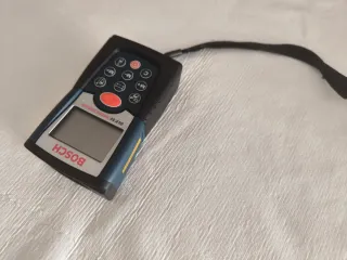 Metro láser Bosch DLE 50 Professional