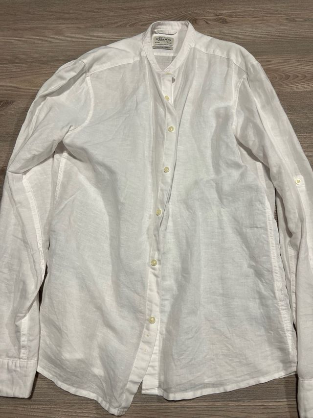 Lote: Pantalón, 4 Camisas y Zapatos