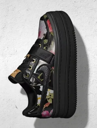 Nike Vandal 2K LX Floral Sneakers