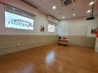 Local comercial en venta en Puente Genil