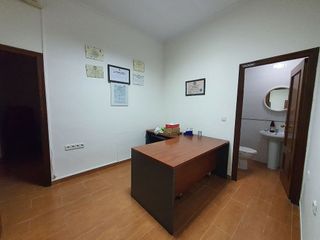 Local comercial en venta en Puente Genil