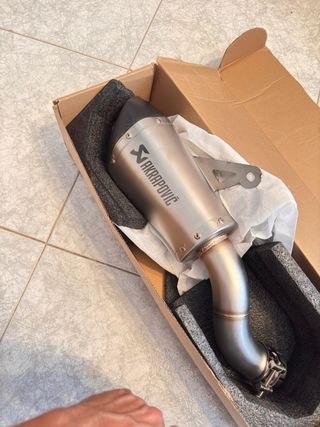 Escape Akrapovič para z900