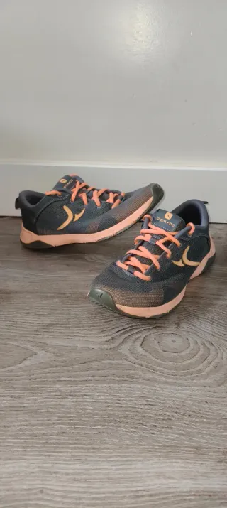 Zapatillas Domyos Decathlon Gris y Rosa