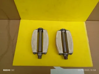 Pedales  clásicos de bicicleta