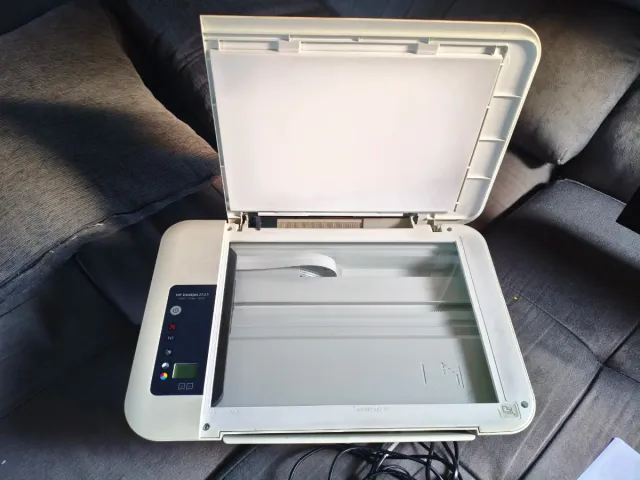 Impresora HP y Monitor