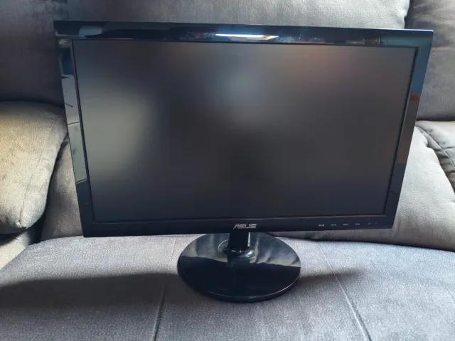 Impresora HP y Monitor