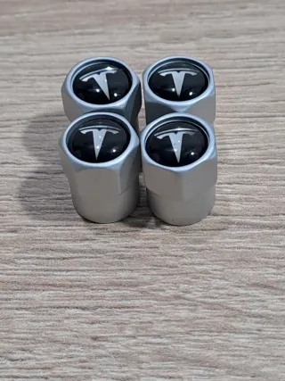 Tapones Válvula Tesla Plateados (4 uds)