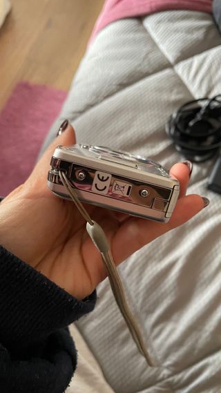 Cámara Sony Cyber-shot 7.2 MP