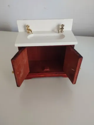 Mueble de baño miniatura casita muñecas