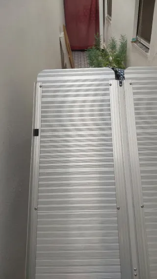 Rampa de aluminio plegable