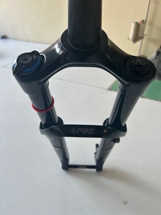 Horquilla RockShox Pike Negra Rock Shox