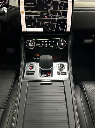 Jaguar F-Pace 2021