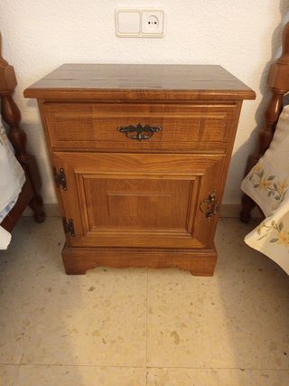 Dormitorio completo de dos camas individuales