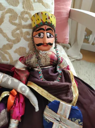 Pareja de figuras indias compradas en Delhi