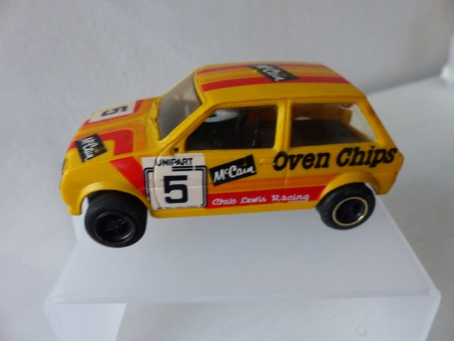 Scalextric MG Metro Amarillo