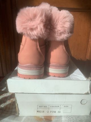 Stivaletti rosa con pelliccia