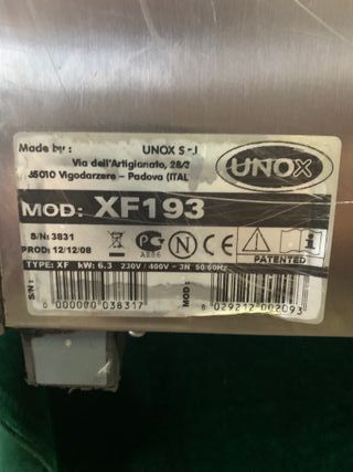 HORNO ITALIANO DE CONVENCIÓN UNOX ROSELLA XFT-193