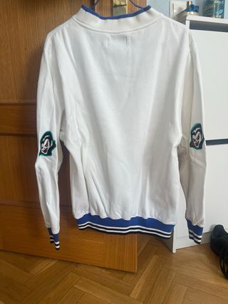 Sudadera Grimey blanca detalles azul