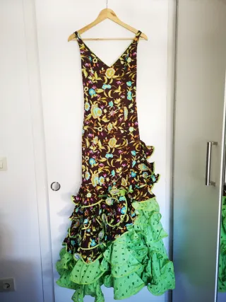 Traje Flamenca Marrón y Verde Talla 36/38