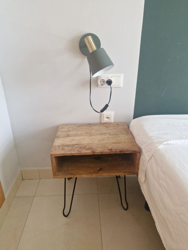 Mesita de noche Tital Sklum Madera Natural.