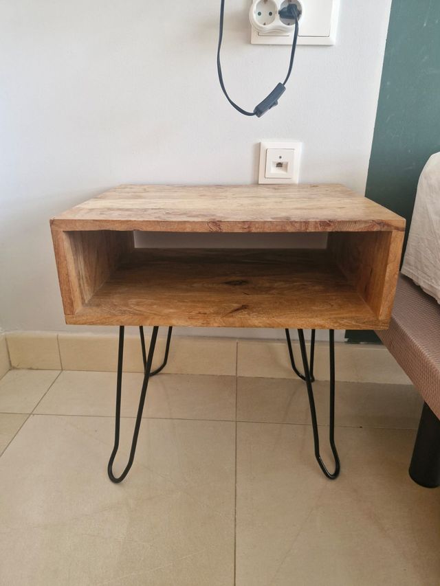 Mesita de noche Tital Sklum Madera Natural.