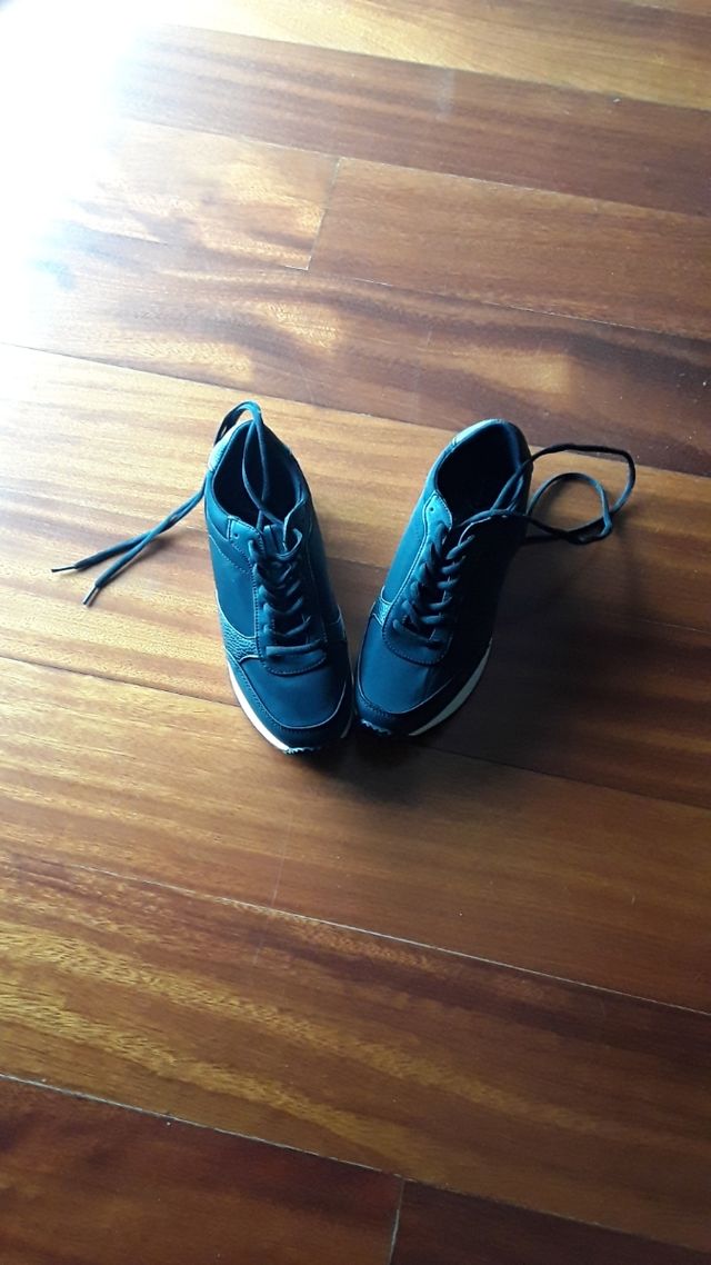 ZAPATILLAS DEPORTIVAS NEGRAS MUJER 37